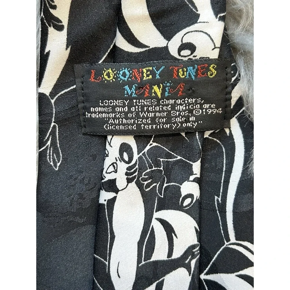 Vintage 1994‎ Looney Tunes Mania Pepe Le Pew Novelty Tie